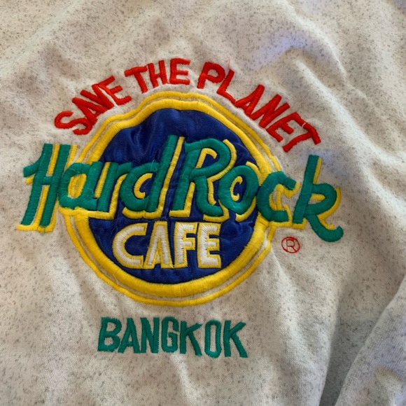 Hard Rock Bangkok - Picture 2 of 3